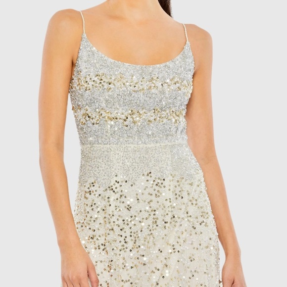 (164/278) BNWT MAC DUGGAL Light Gold Embellished Scoop Neck Tiered Gown 10883 - Picture 3 of 12